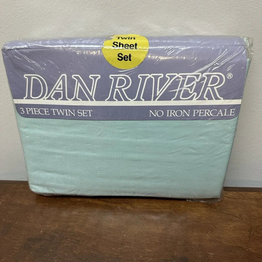 Vintage Dan River Twin 3 Pc Sheet Set No iron Percale Green Made in USA NOS NEW